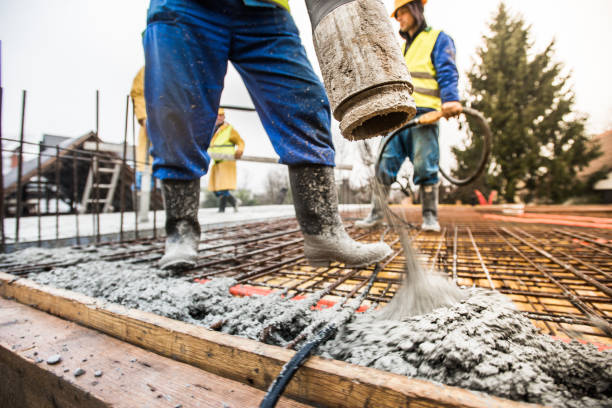 Best Concrete Walkway Installation  in Stone Park, IL